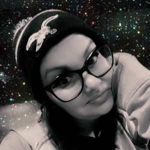 Meet your Posher, Marina